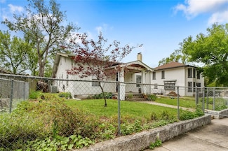 210 E Ashley St, Siloam Springs, AR 72761