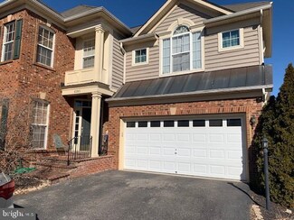 8285 Laurel Heights Loop, Lorton, VA 22079