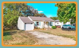 1114 E Corona St, Ada, OK 74820