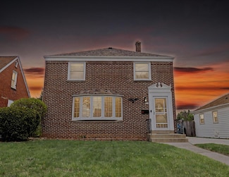 3810 S 22nd St, Milwaukee, WI 53221
