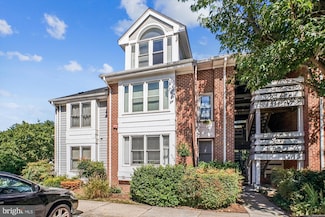 7592K Lakeside Village Dr, Falls Church, VA 22042