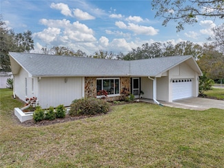 1559 Glengarry Dr, Palm Harbor, FL 34684