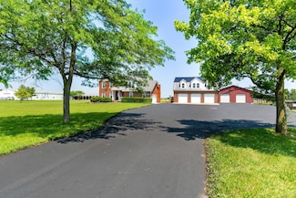 6694 Brooks Miller Rd, Circleville, OH 43113