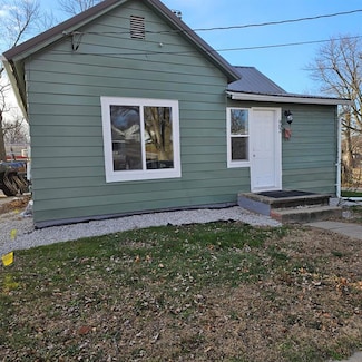902 Center Ave, Ottumwa, IA 52501