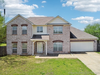 219 W Durham Place, Broken Arrow, OK 74011