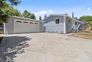 213 Cleary Dr, Auburn, CA 95603