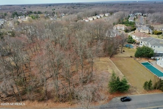 40 Crine Rd, Marlboro, NJ