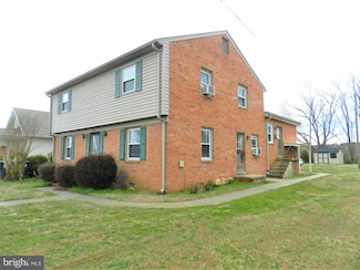 300 Claiborne Ave Unit 4, Fredericksburg, VA 22405