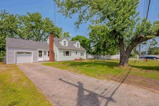 10 Eastern Ave, Rochester, NH 03867