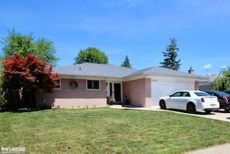 13069 Plumbrook Rd, Sterling Heights, MI 48312