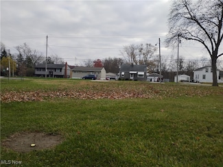 950 W River Rd N, Elyria, OH 44035