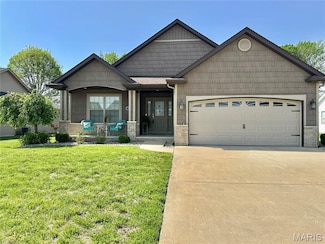 1421 Winchester Grove Ct, O Fallon, IL 62269