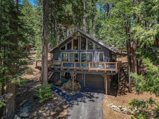 2200 Yana Ln, Arnold, CA 95223