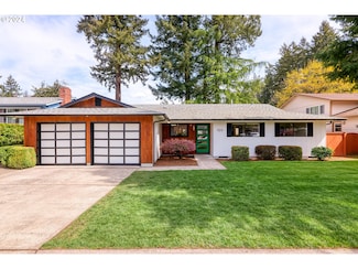 924 NE 174th Ave, Portland, OR 97230