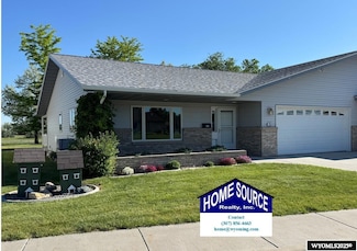 950 Pioneer Ave, Riverton, WY 82501
