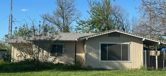 2306 W Dudley Ave, Fresno, CA 93728