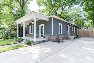 2046 Courtland Place, Memphis, TN 38104