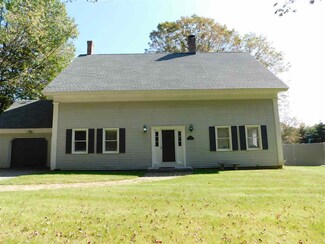 22 Deering Center Rd, Weare, NH 03281