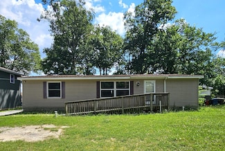 13317 Sherman St, Cedar Lake, IN 46303