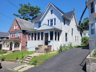 21 Arch St, Waterbury, CT 06710