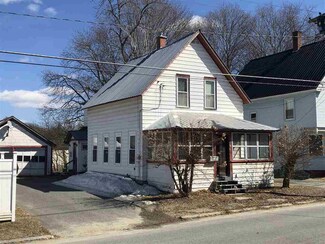 28 Smith St, Woodsville, NH 03785