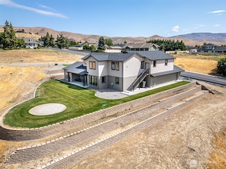 15 Margaret Ln, Wenatchee, WA 98801