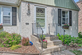 1521 Highland Pkwy, Saint Paul, MN 55116