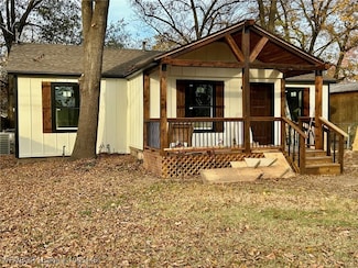 117 S Main St, Sallisaw, OK 74955