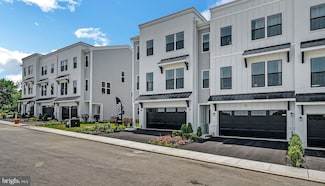 254 River Trail Cir Unit MOVE-IN READY, King of Prussia, PA 19406