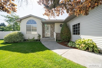 3086 Stoneridge Cir, Ammon, ID 83406