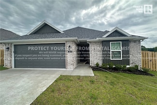 450 Hall St, West Fork, AR 72774