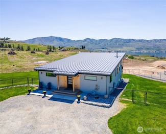81 Nora Ln, Chelan, WA 98816