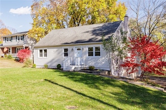 282 Moseley Rd, Fairport, NY 14450