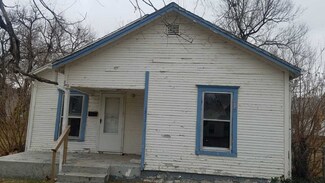 1511 E 15th St N, Wichita, KS 67214