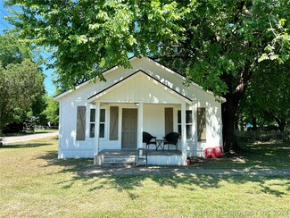 401 N 10th Ave, Durant, OK 74701