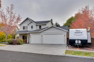 3062 NE Quiet Canyon Dr, Bend, OR 97701
