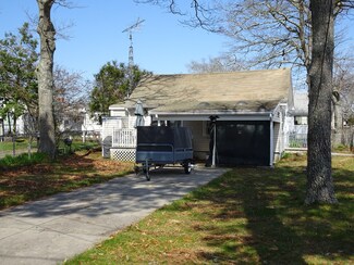 13 Trinity Ln, Wareham, MA 02571