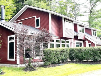 67 Vermont Route 100, Jamaica, VT 05155