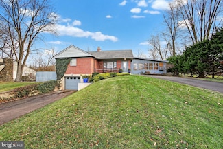 1625 Clearbrook Rd, Lansdale, PA 19446
