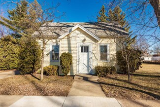 2217 Illinois Ave, Stevens Point, WI 54481