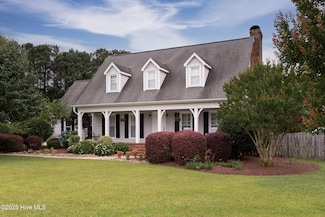 720 Delano Ct, Greenville, NC 27858