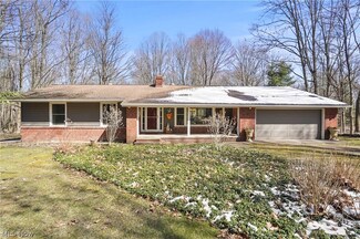 12335 Carroll Dr, Chardon, OH 44024
