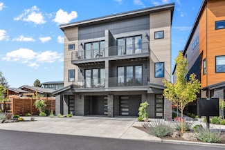 26 NW Mccann Ave Unit 2, Bend, OR 97701