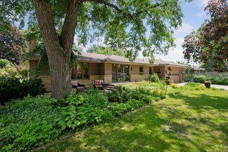 10933 Chowen Ave S, Minneapolis, MN 55431