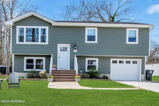 1811 S N St, Wall Township, NJ 07719