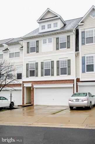 8179 Glade Bank Dr, Manassas, VA 20111