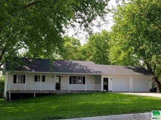 1020 Clover Dr, Akron, IA 51001