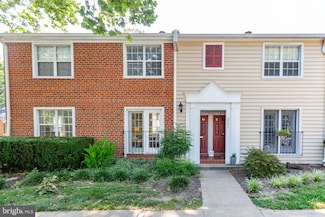 2707 S Walter Reed Dr Unit A, Arlington, VA 22206