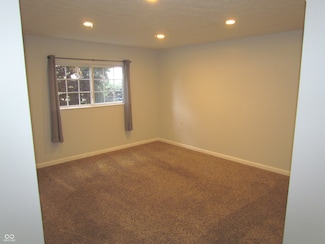 13888 Willesden Cir, Fishers, IN 46037