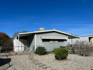 1160 Fox Den Dr, Redding, CA 96003